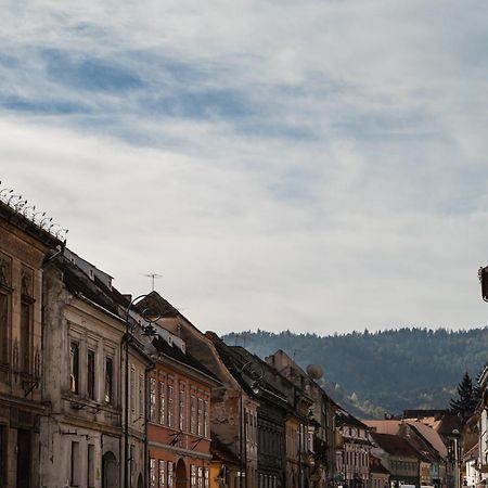 Lara'S Loft Apartment Brasov Bagian luar foto