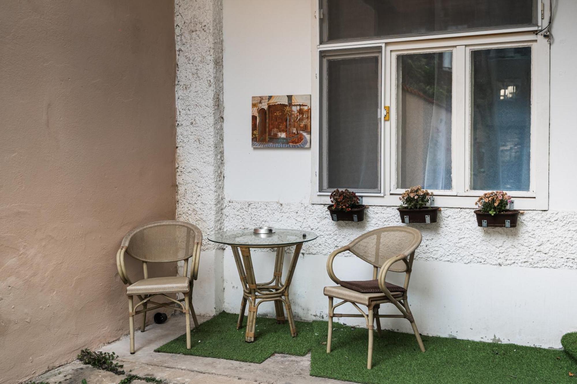 Lara'S Loft Apartment Brasov Bagian luar foto