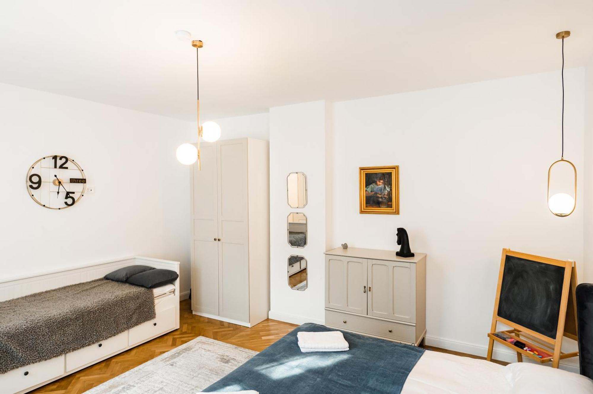 Lara'S Loft Apartment Brasov Bagian luar foto