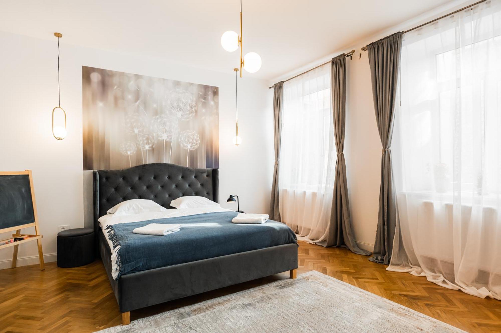 Lara'S Loft Apartment Brasov Bagian luar foto